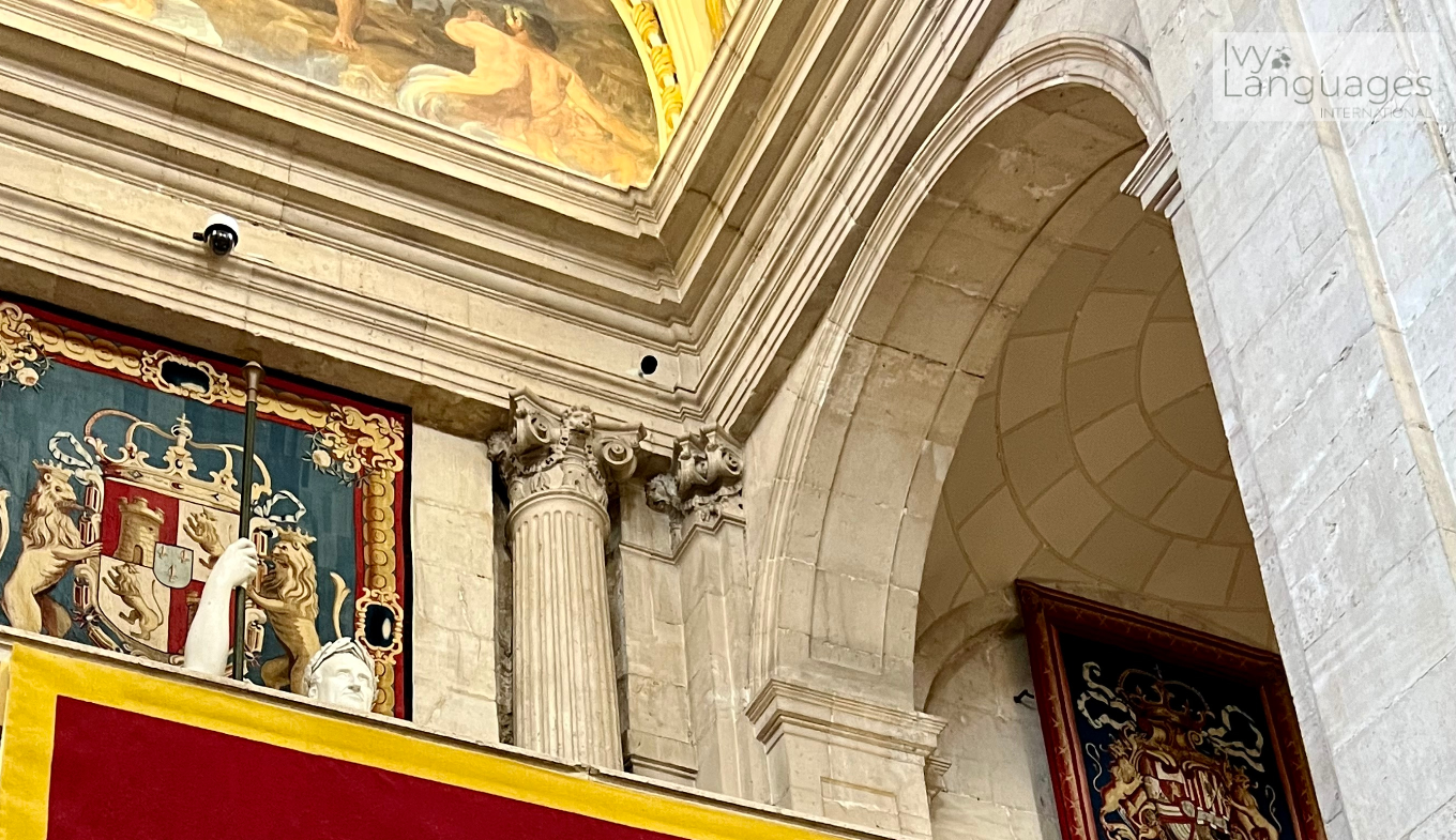 Establishing a daily English study routine through travel and exposure to historical environments