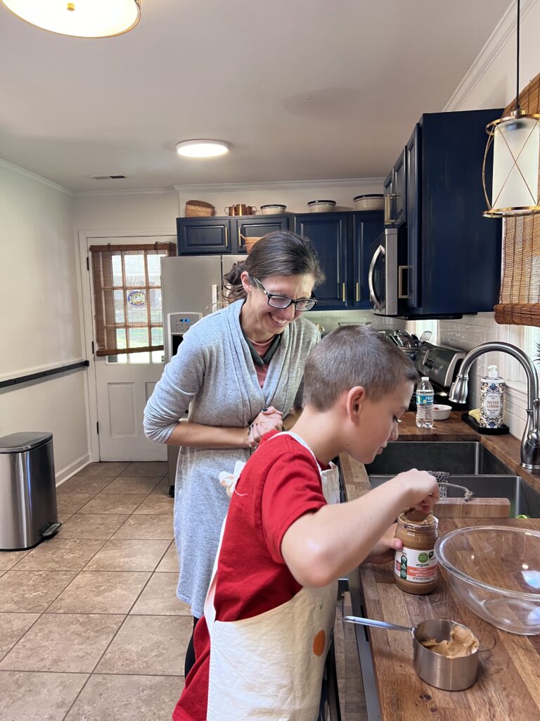 Real-life kitchen activity showing how to overcome English learning plateaus through daily interaction