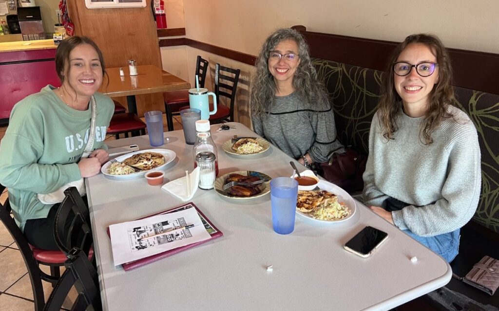Advanced grammar for intermediate learners practiced over lunch with ESL students and English language teacher